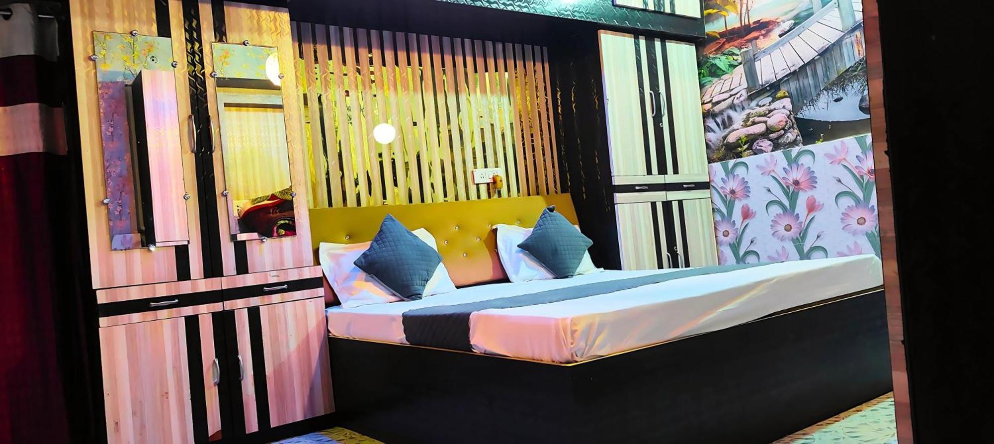 Ramayana Grand Hotel Ayodhya Exteriér fotografie